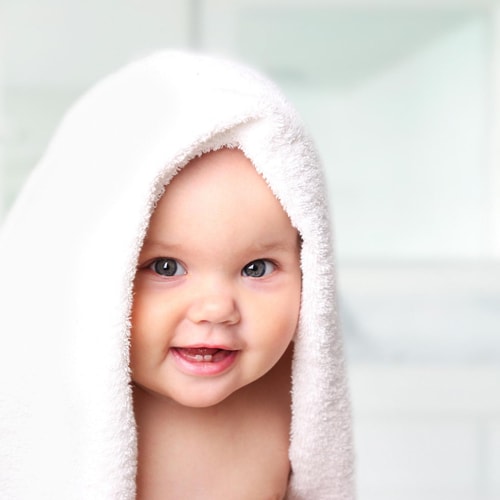 مراقبت از پوست نوزاد بعد از تولد