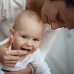 مسواک زدن دندان نوزاد و کودک